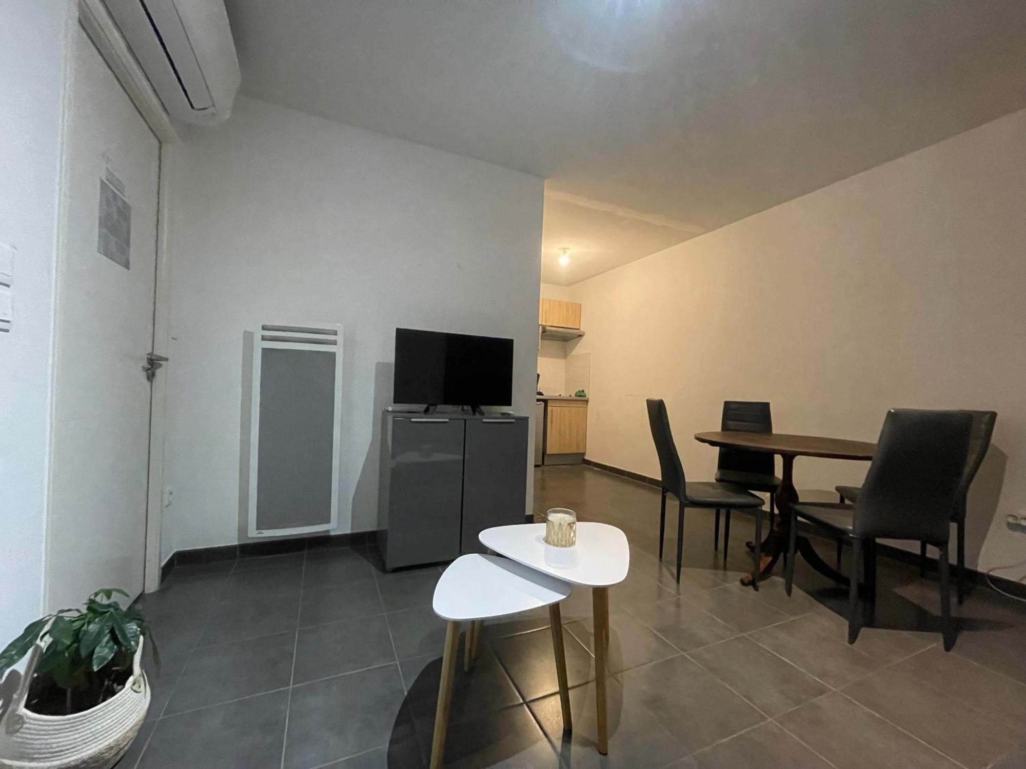 Appartement F2 Neuf Моґійо Екстер'єр фото